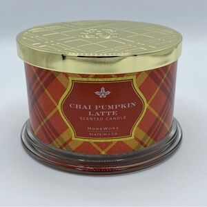 HomeWorx By Slatkin & Co. Chai Pumpkin Latte 4-Wick Candle 18oz.
